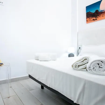 475 B Island Village Sea View Pool Terrace Apartment